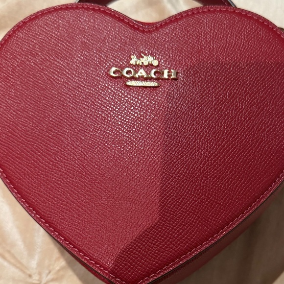 Coach heart ❤️ bag - Picture 11 of 11